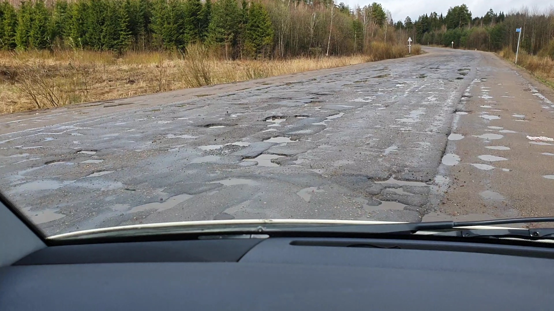 Рыбинск углич. Старая дорога в Углич. Дорога Рыбинск Углич 22 год. Дороги Ярославль-Рыбинск до деревни Гармоново.