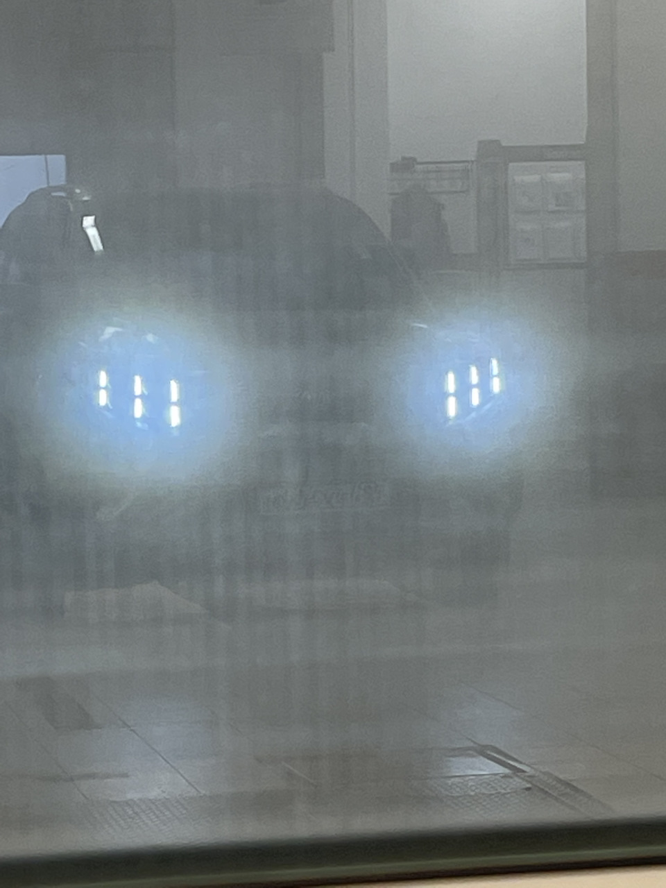 Photo from the logbook KIA Mohave (HM2)
