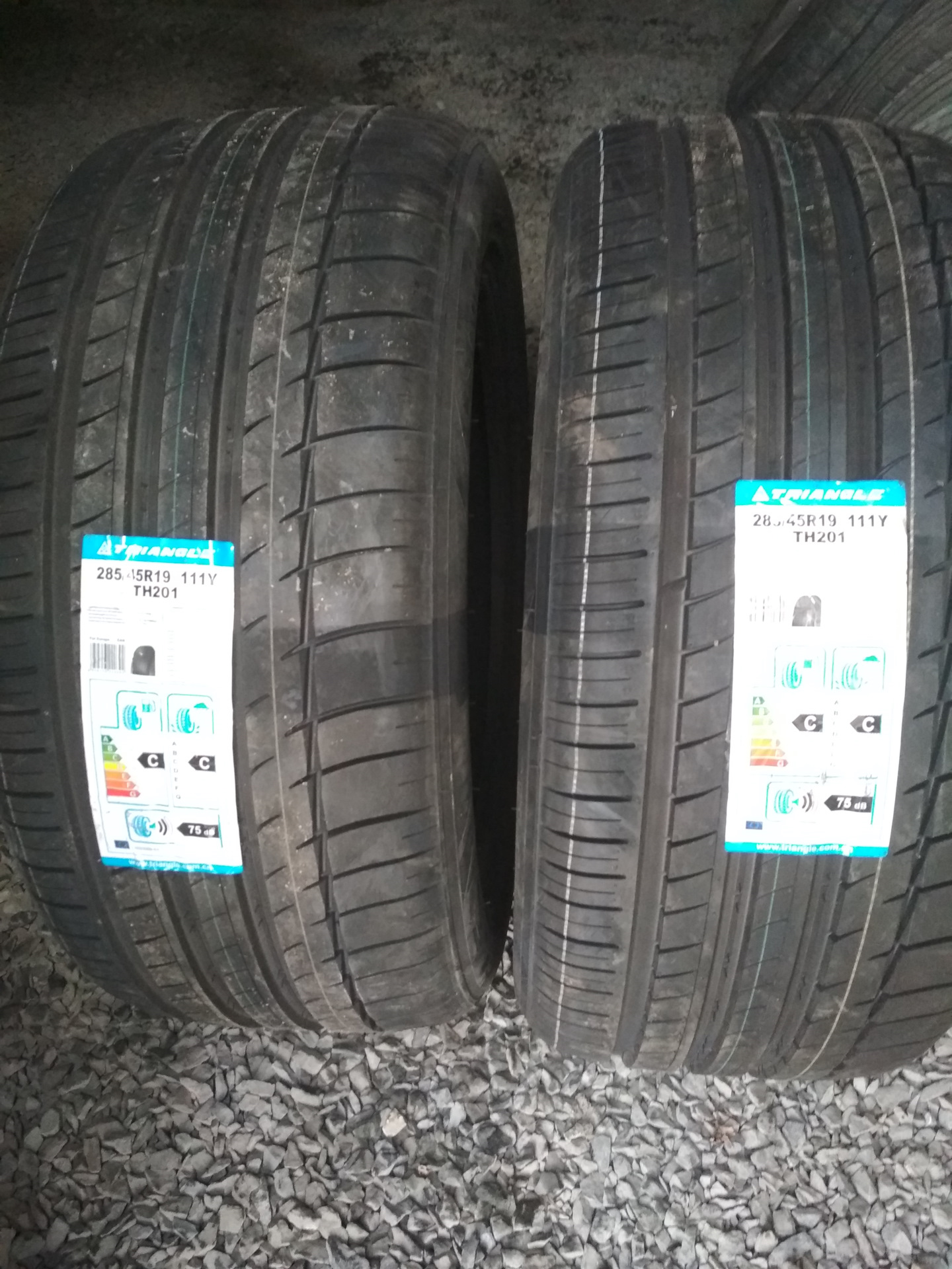 Новая резина для задней оси на лето Triangle TH201 285/45 R19 — BMW X5 ...