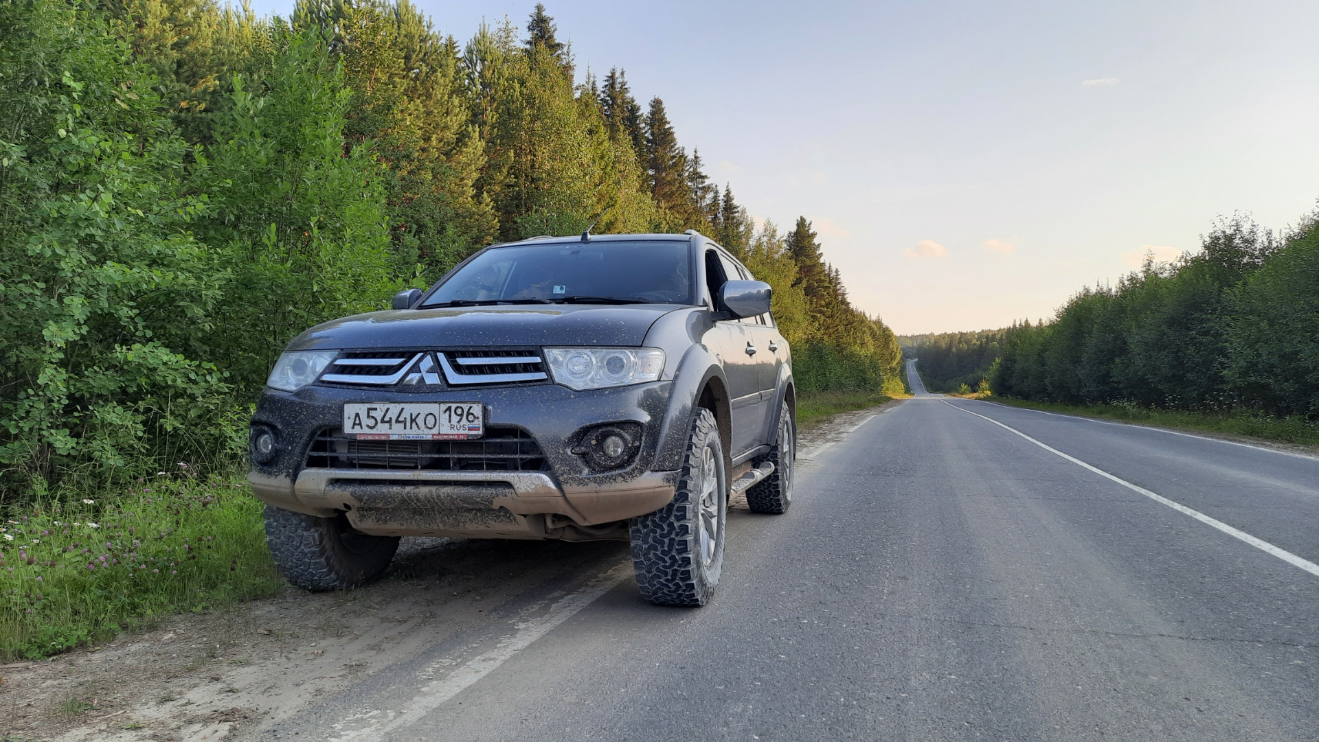 Река Чусовая. Камень Омутной. Урочище Кашка. — Mitsubishi Pajero Sport  (2G), 2,5 л, 2014 года | путешествие | DRIVE2