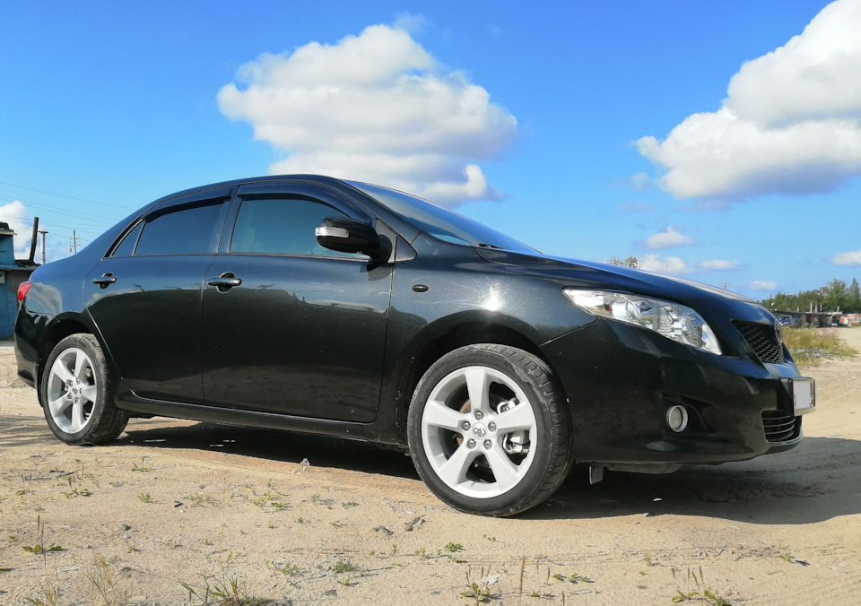 Жидкое стекло+полировка фар — Toyota Corolla (140/150), 1,6 л, 2008 ...