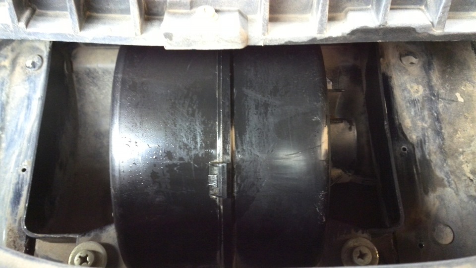 Замена воздушного фильтра — Lada 2114, 9,9 л, 2007 года | расходники ...