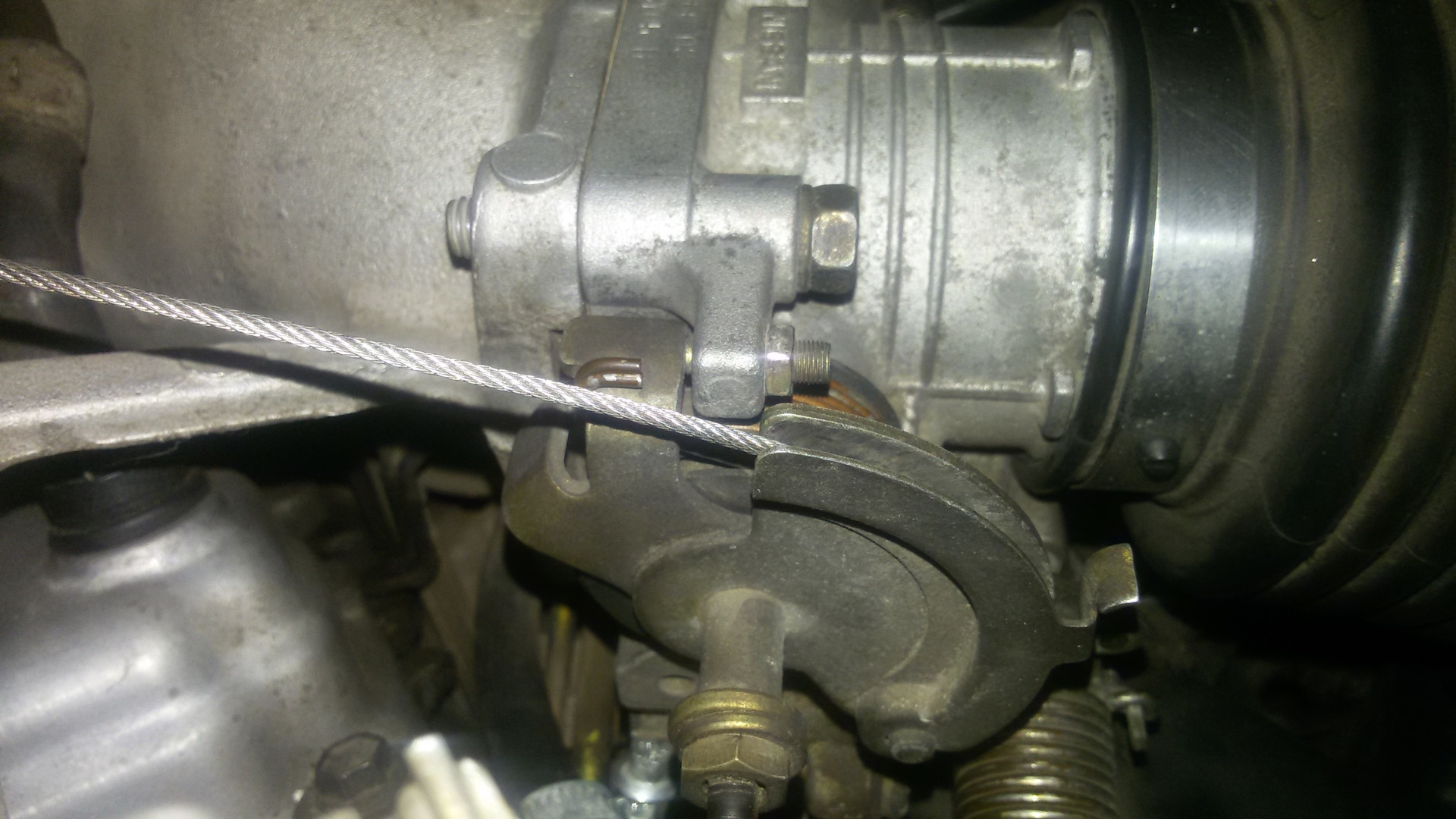 регулировка холостого хода ниссан