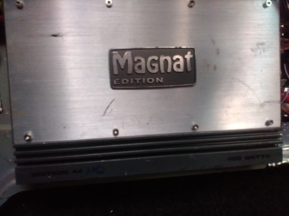 Нет звука в задних динамиках — Renault Symbol, 1,4 л, 2002 года ...