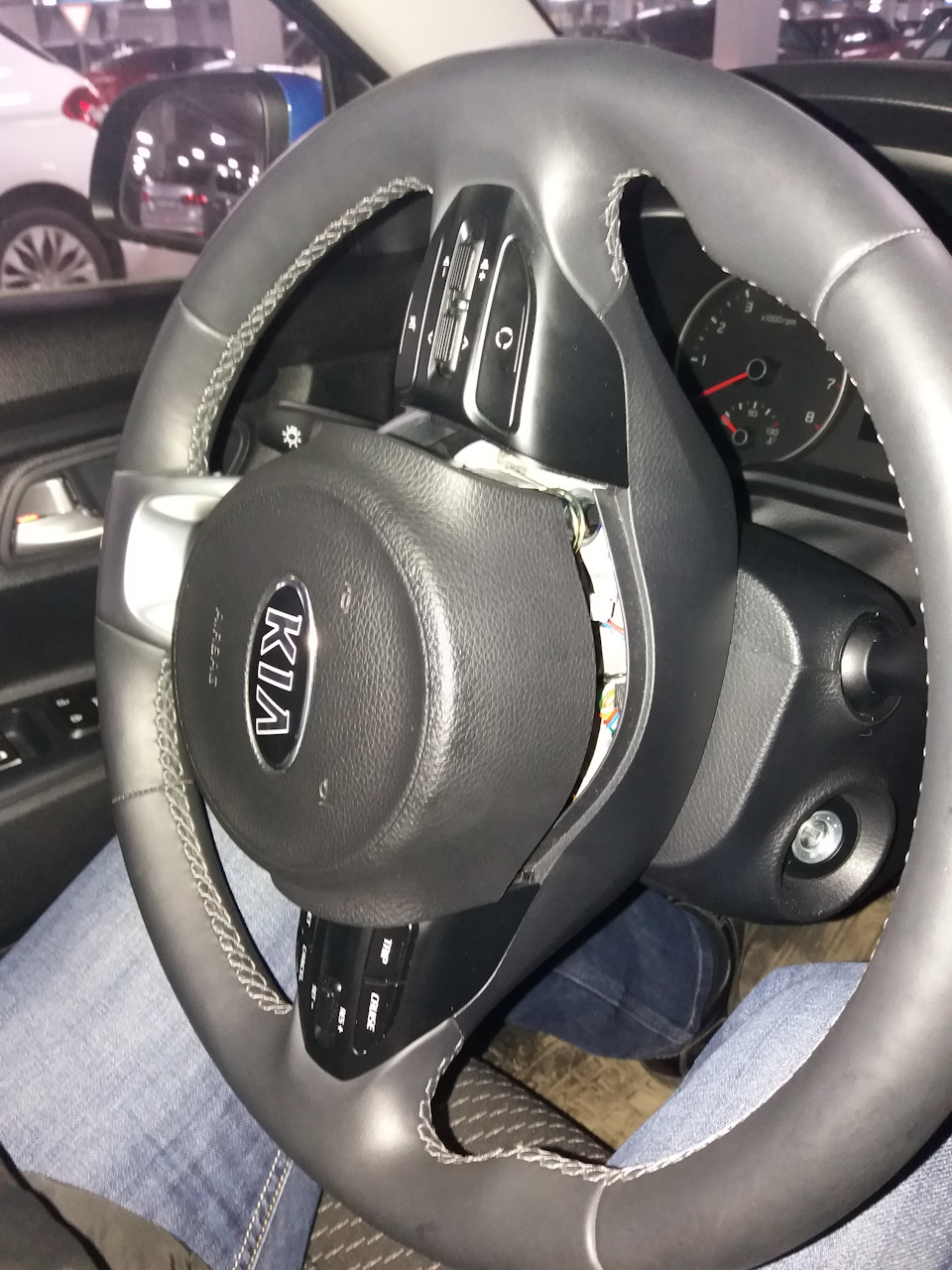 Кнопка front в автомобиле kia rio. Смотреть фото Кнопка front в автомобиле kia rio. Смотреть картинку Кнопка front в автомобиле kia rio. Картинка про Кнопка front в автомобиле kia rio. Фото Кнопка front в автомобиле kia rio
