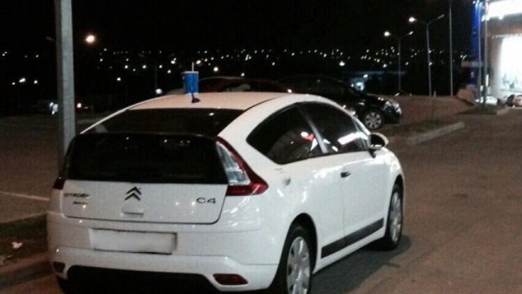 Как достать запаску? — Citroen C4 (1G), 1,6 л, 2008 года | наблюдение ...