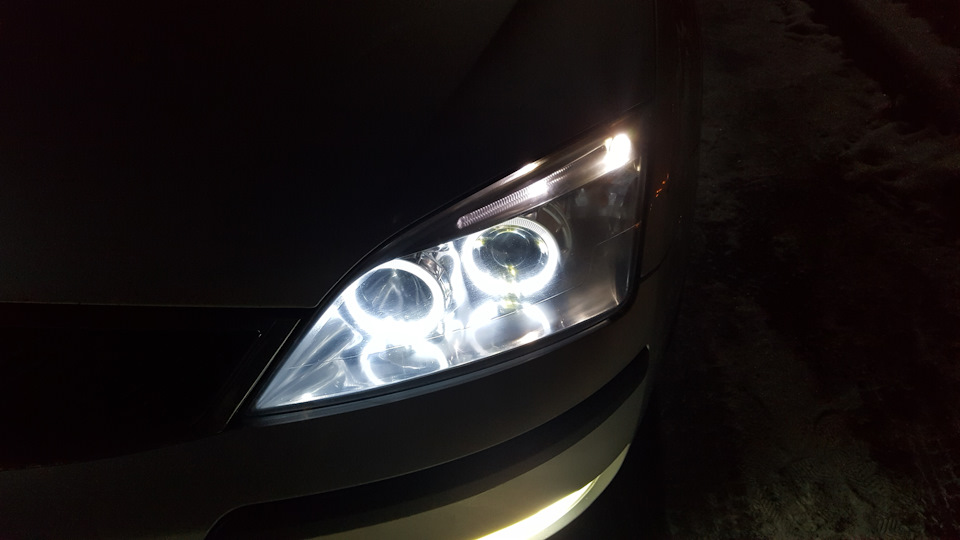 После ремонта ангельских глазок! — Ford Mondeo III, 2 л, 2003 года ...