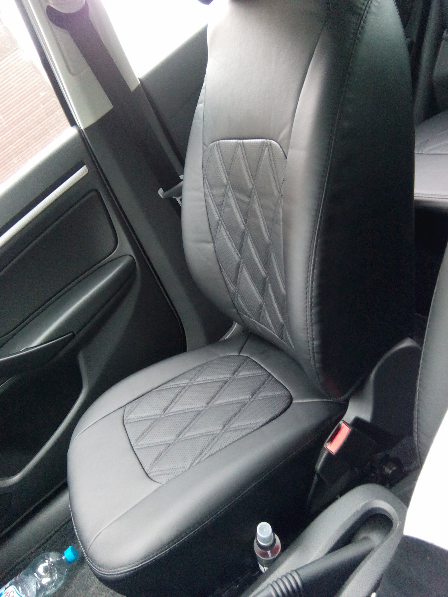 Чехлы лада Веста — Lada Vesta (1G), 1,6 л, 2016 года | аксессуары | DRIVE2