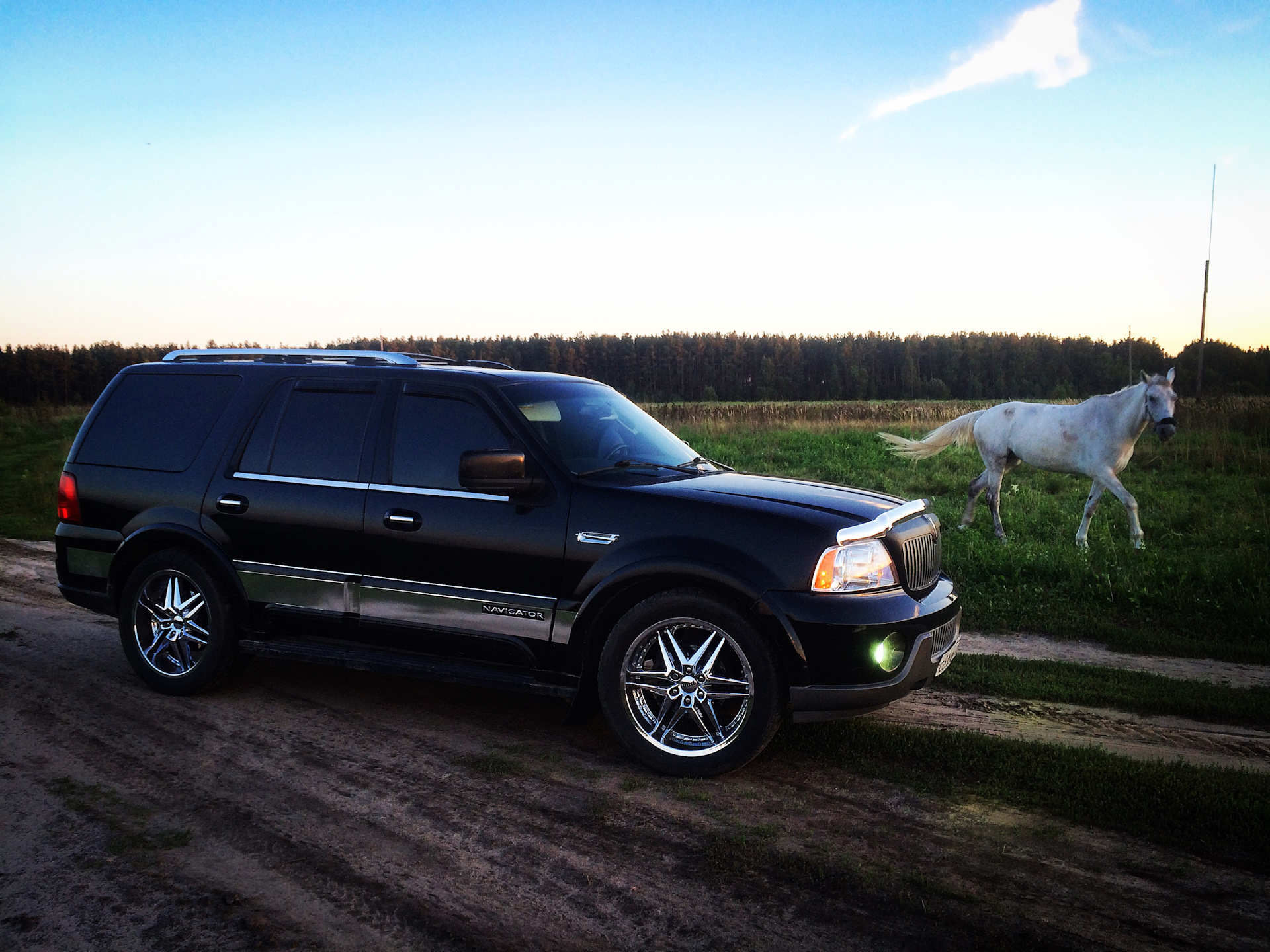 Lincoln Navigator 2