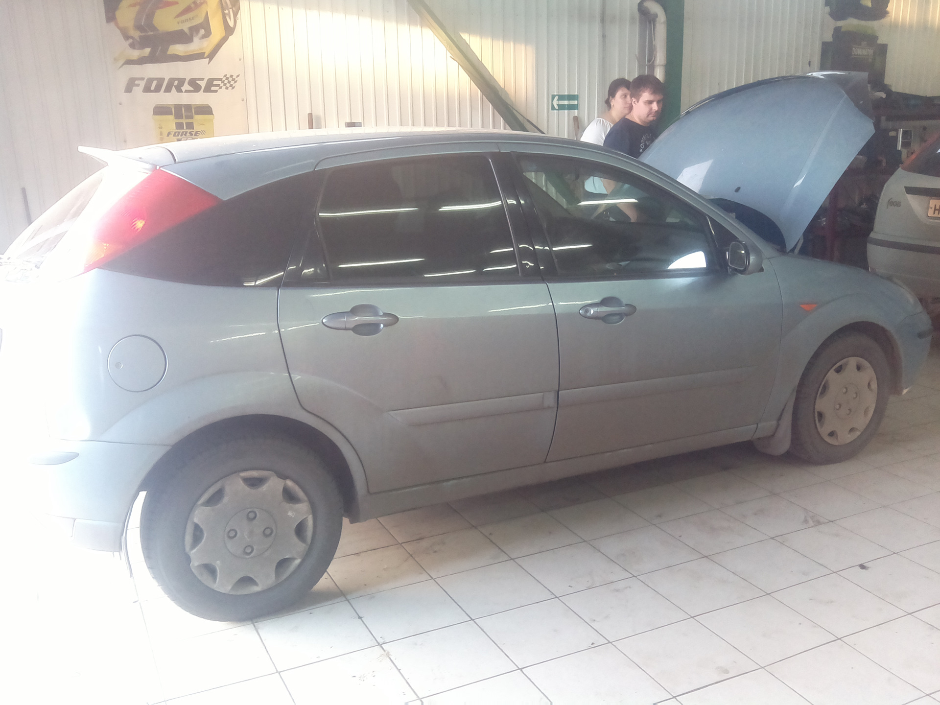 ford focus 2004