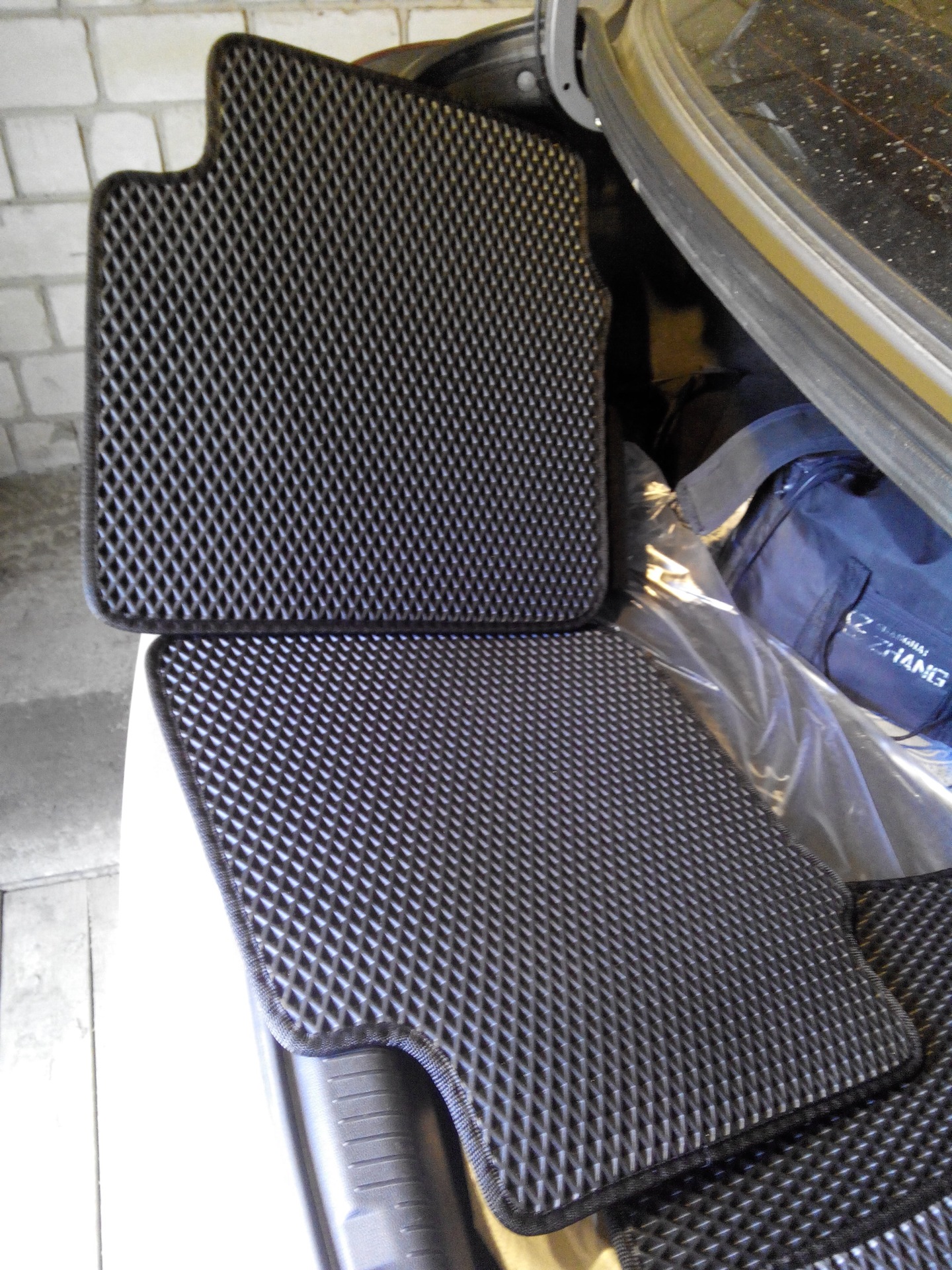 покупка ковриков Eva Drive — Hyundai Avante (5G), 1,6 л, 2011 года ...