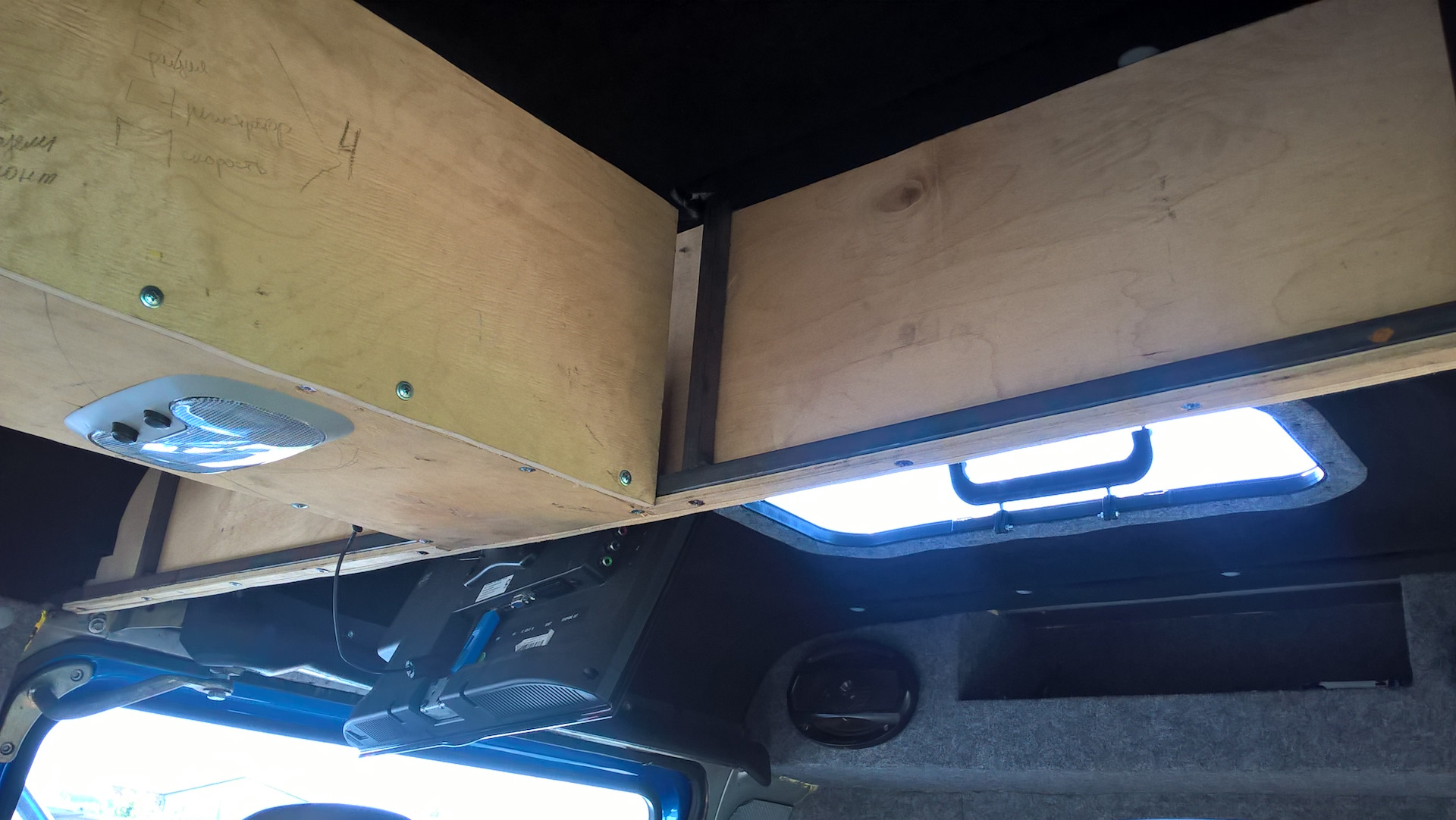 Верхняя полка — ГАЗ Соболь, 2,3 л, 2003 года | другое | DRIVE2