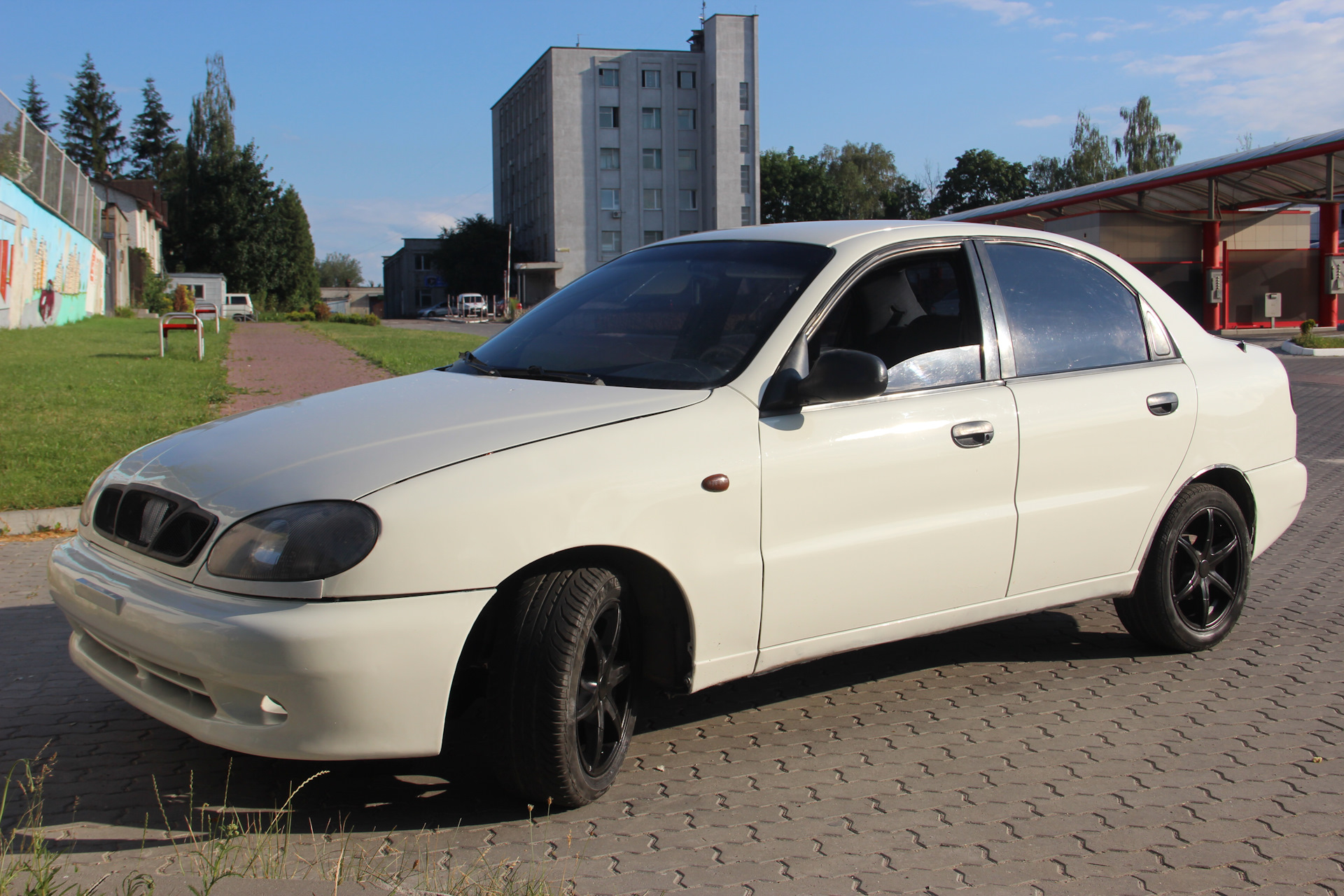 Daewoo lanos такси белый