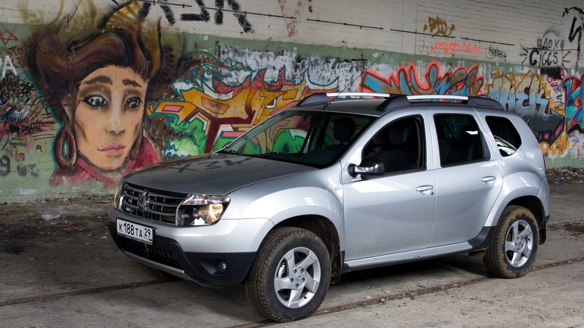 Рено дастер у309тт161. Renault duster. Рено дастер 2013г. Дастер едет. Renault duster at.