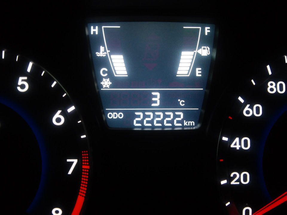 Красивое число — Hyundai Solaris, 1,4 л, 2012 года | наблюдение | DRIVE2