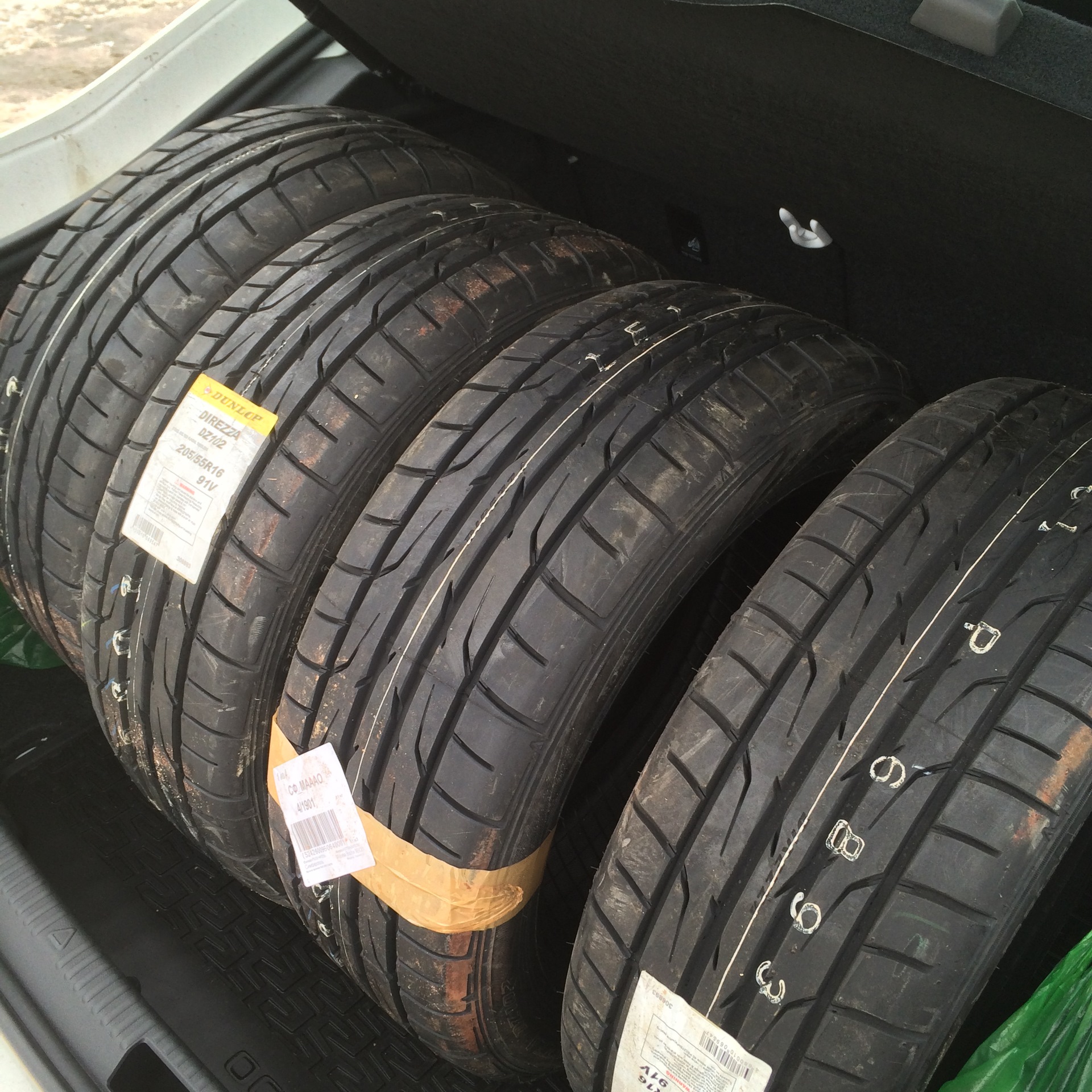 225 55 16 летняя. Dunlop Direzza dz102 205/55 r16. Данлоп Дереза 102. Dunlop Direzza 102 205 55 16. Dunlop Direzza dz102 лето 205/55 r16 91v.