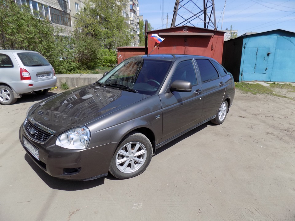 9 мая. День Великой Победы. — Lada Приора хэтчбек, 1,6 л, 2015 года ...