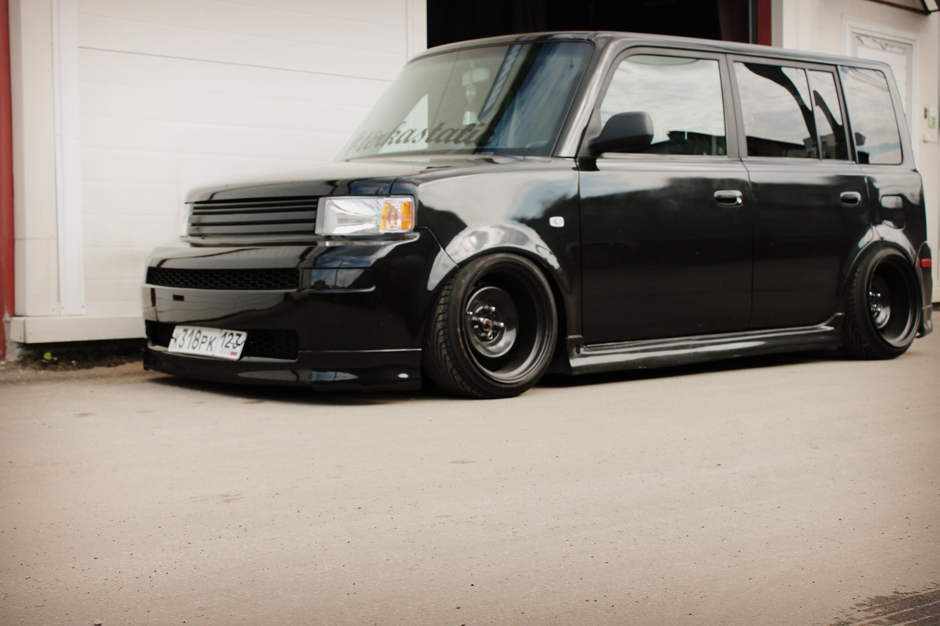 Toyota BB stance