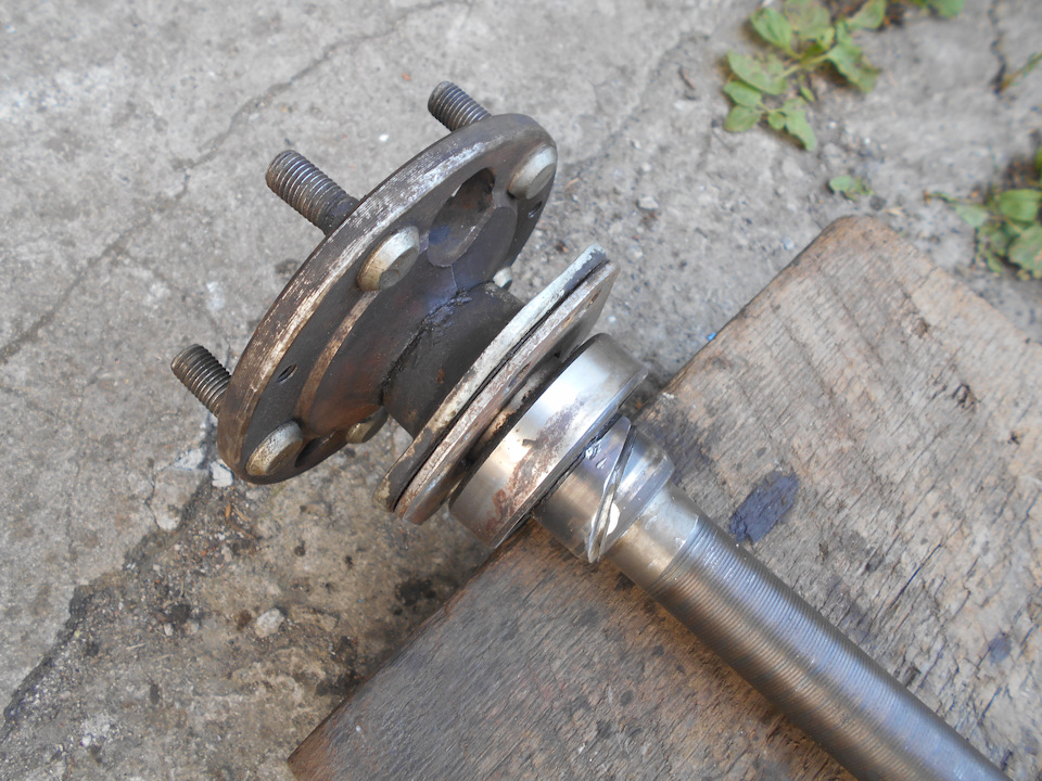 Редуктор заднего моста ч.2 "Полуоси и косяки" — ИЖ Москвич 412, 1,5 л ...