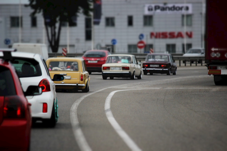 первый выезд в город. палаты строгановых усолье. автопробег gorky classic. автоприколы. первый выезд в город.