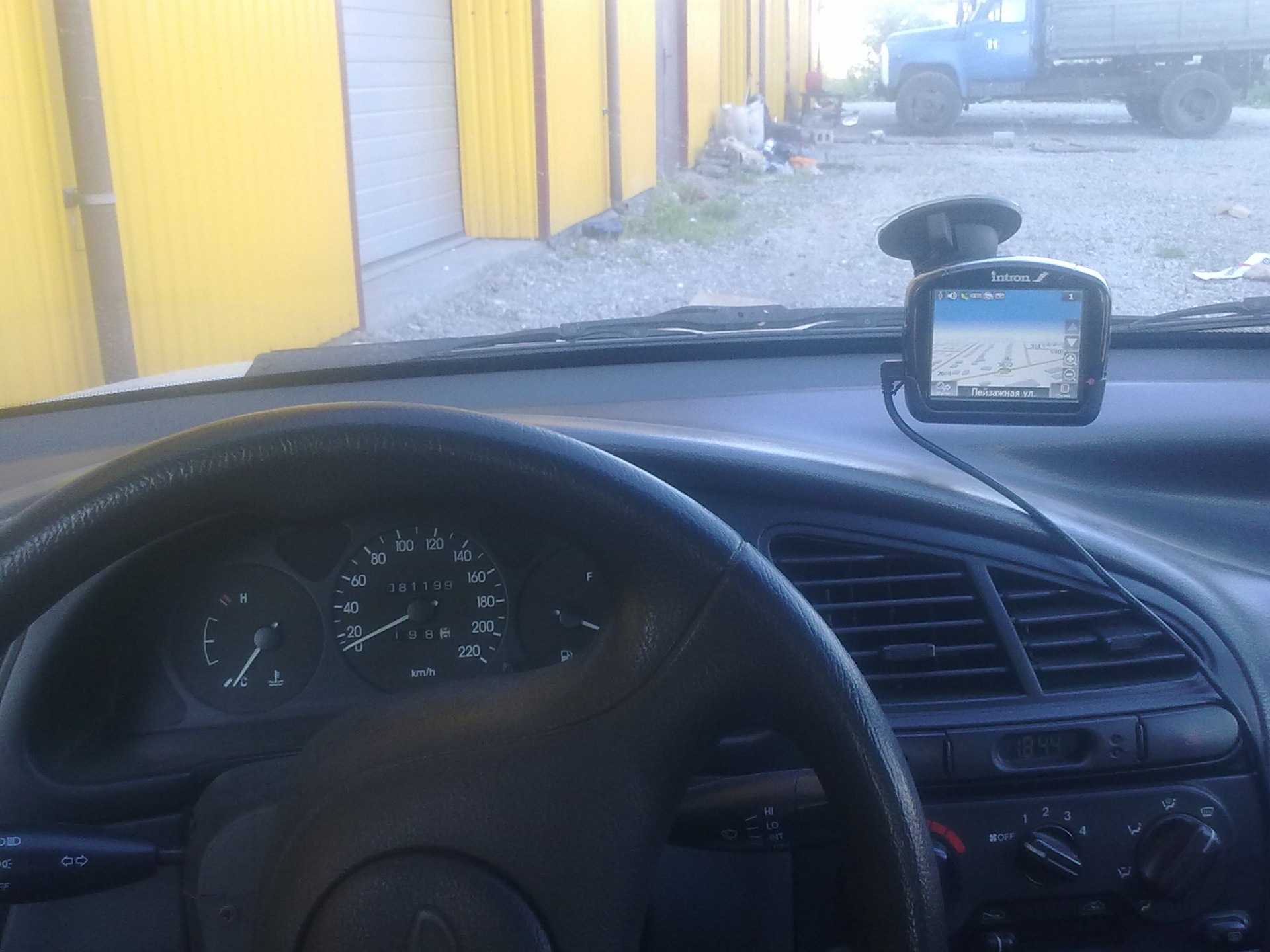 GPS навигатор — Daewoo Lanos, 1,5 л, 2003 года | аксессуары | DRIVE2