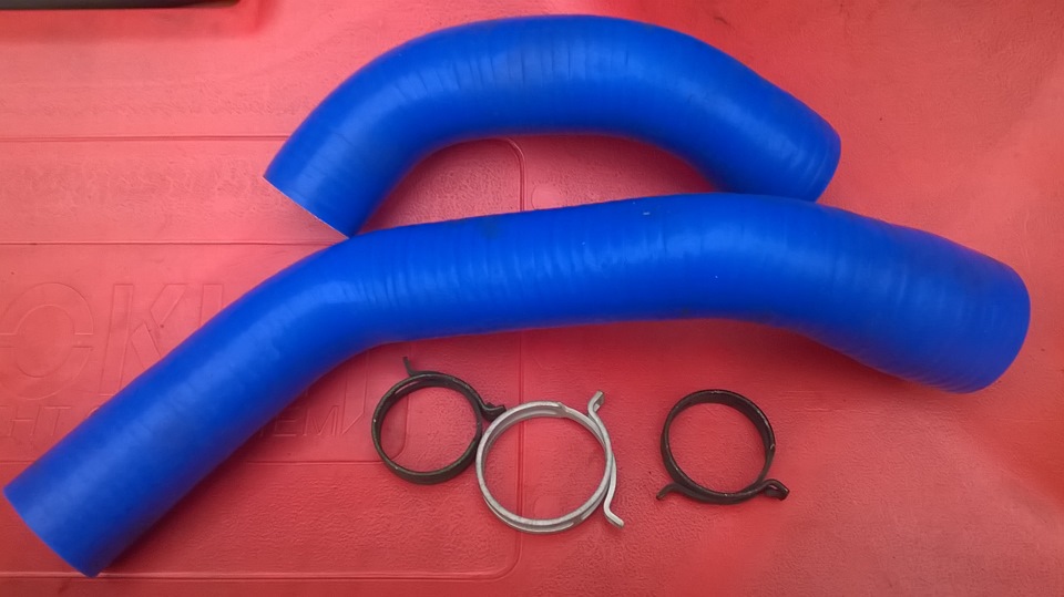 Патрубок на печку газ 2217. Патрубок верхний 4216. Патрубки системы охлаждения 4216 евро 4. Патрубки отопителя соболь. Радиатор отопителя соболь 4х4.