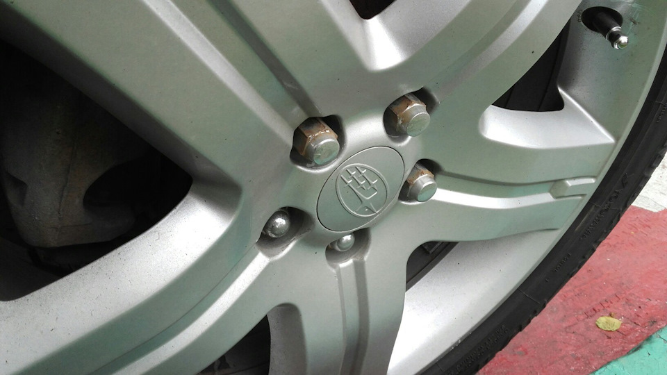 Гайки колесные))) — Subaru Forester (SH), 2,5 л, 2008 года | прикол ...