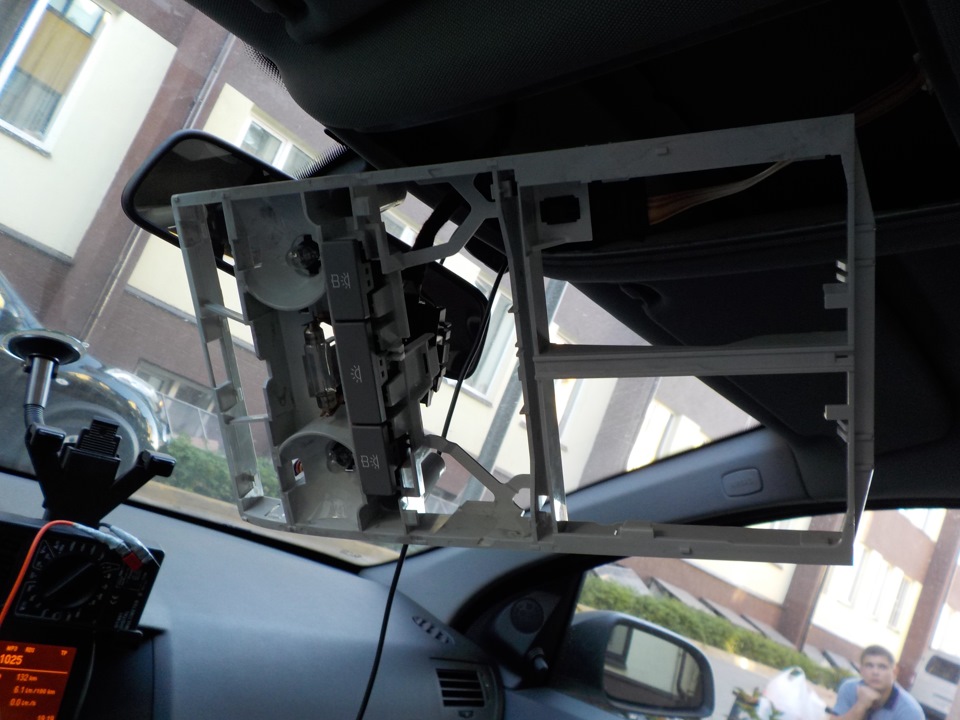 Подключение регистратора к плафону — Opel Astra H, 1,3 л., 2007 года ...