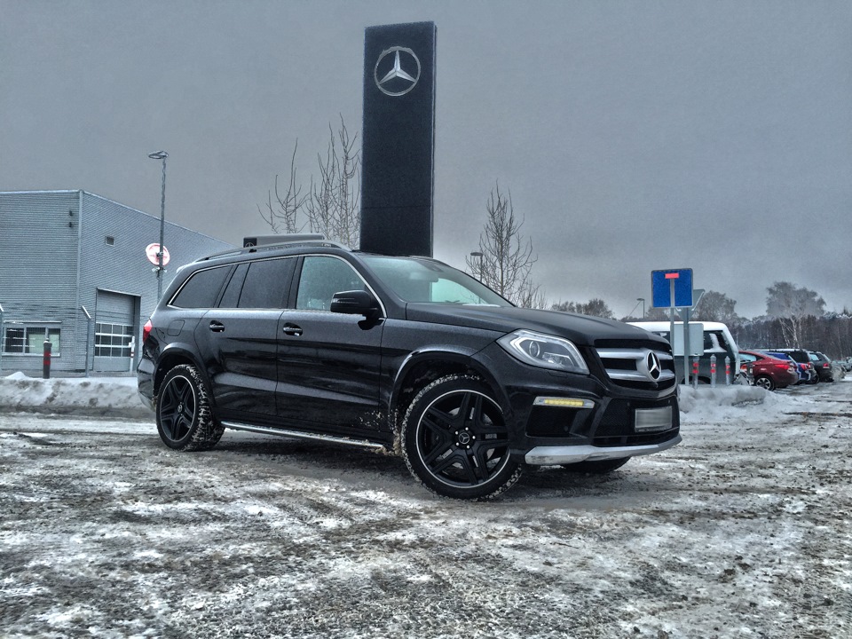 Г л черный. Мерседес gl r21. Mercedes gl 166 r21. Mercedes gl x166 r22. Gl x166 AMG чёрный.