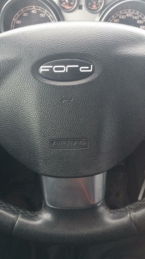 Очередная наклейка — Ford Focus Hatchback II, 1,6 л, 2008 года ...