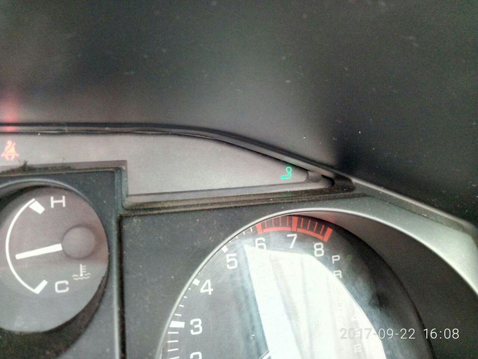 Дополнительный свет заднего хода — Mitsubishi Pajero (3G), 3 л, 2003 ...