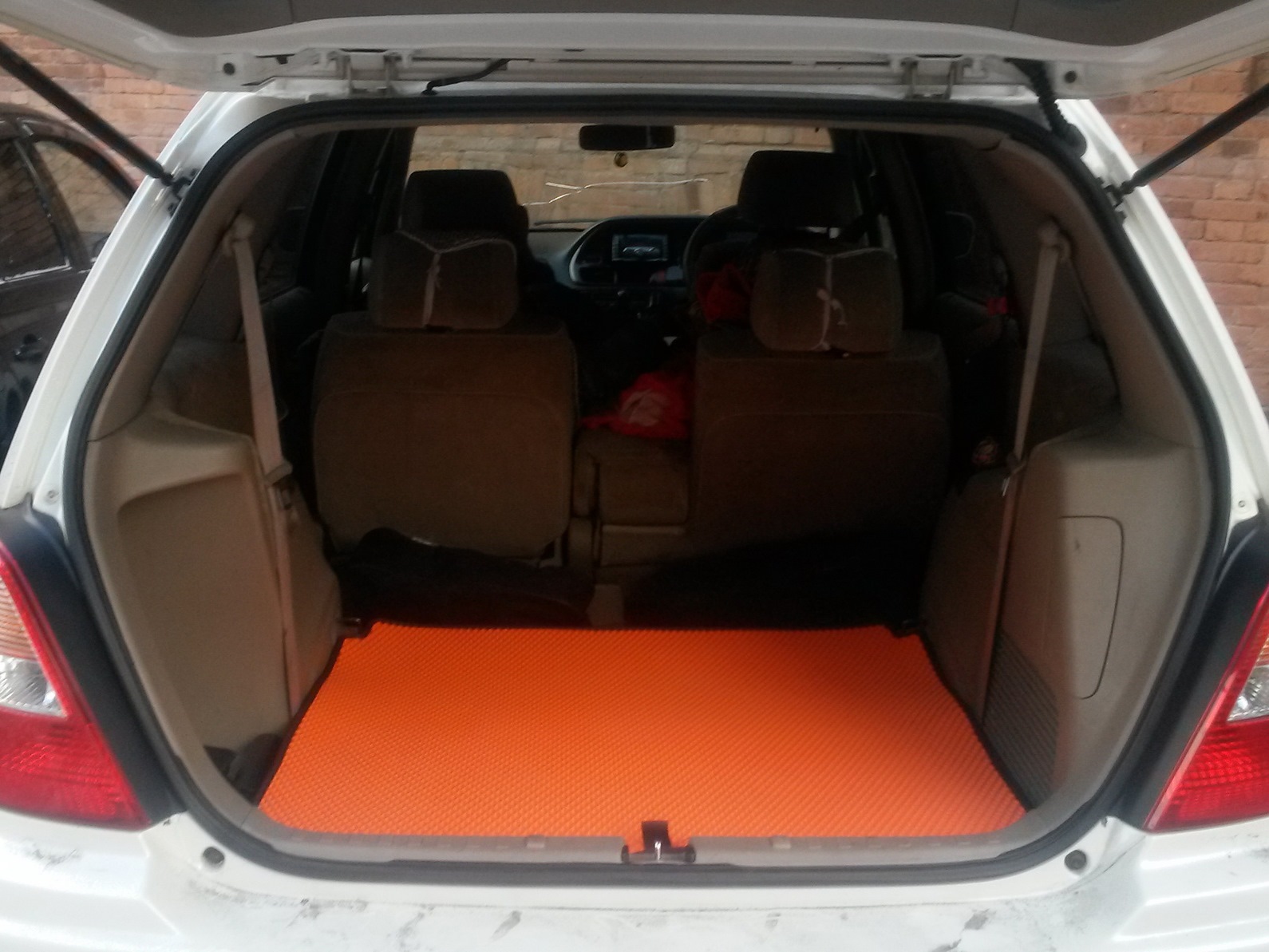 хонда одиссей 2008 багажник. Honda odyssey 2017 багажник. габариты хонда одиссей 2000. Honda odyssey 2003 сетка багажника. Honda pilot 2013 trunk.