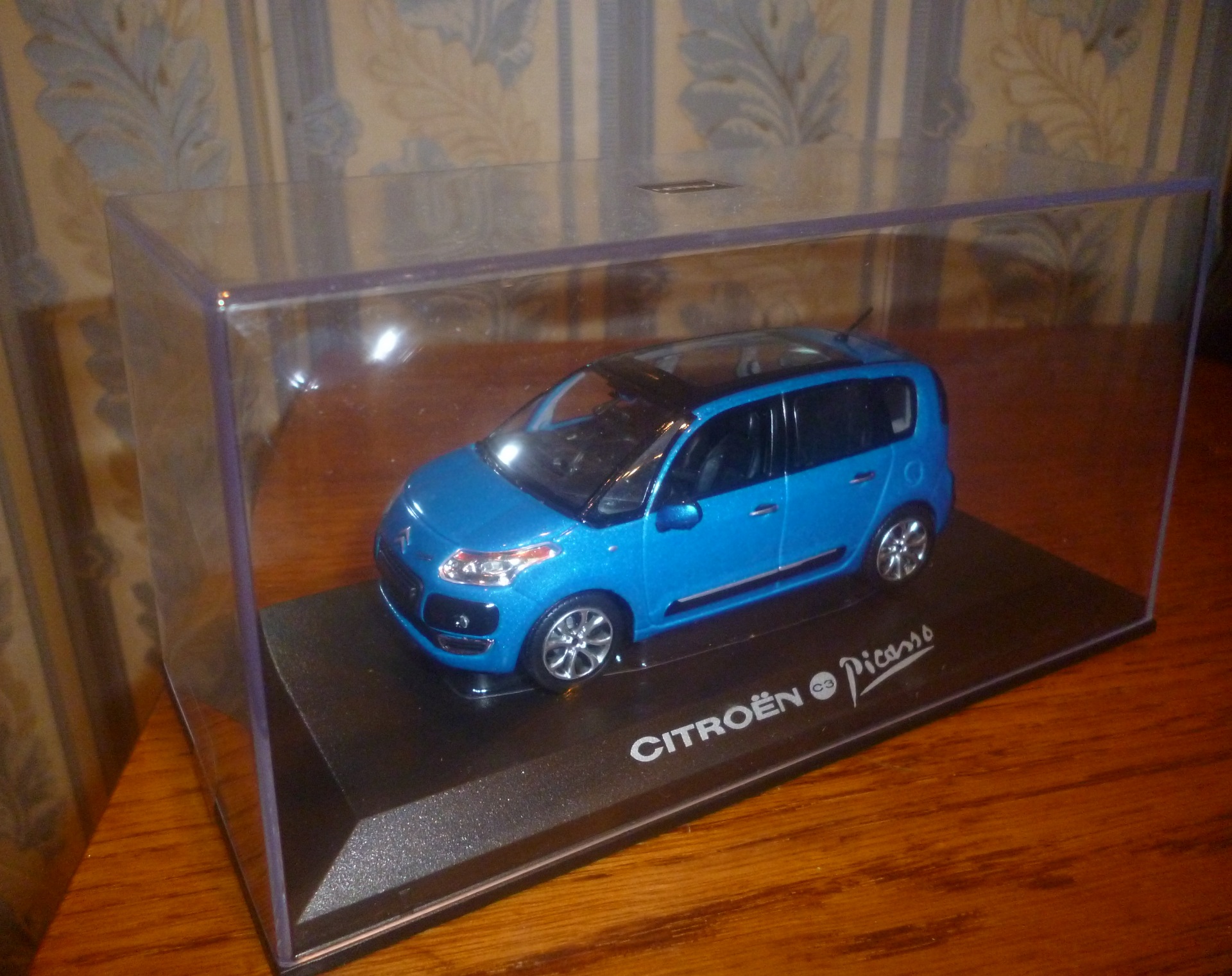 мини Mouse=) — Citroen C3 Picasso, 1,6 л, 2010 года | просто так | DRIVE2