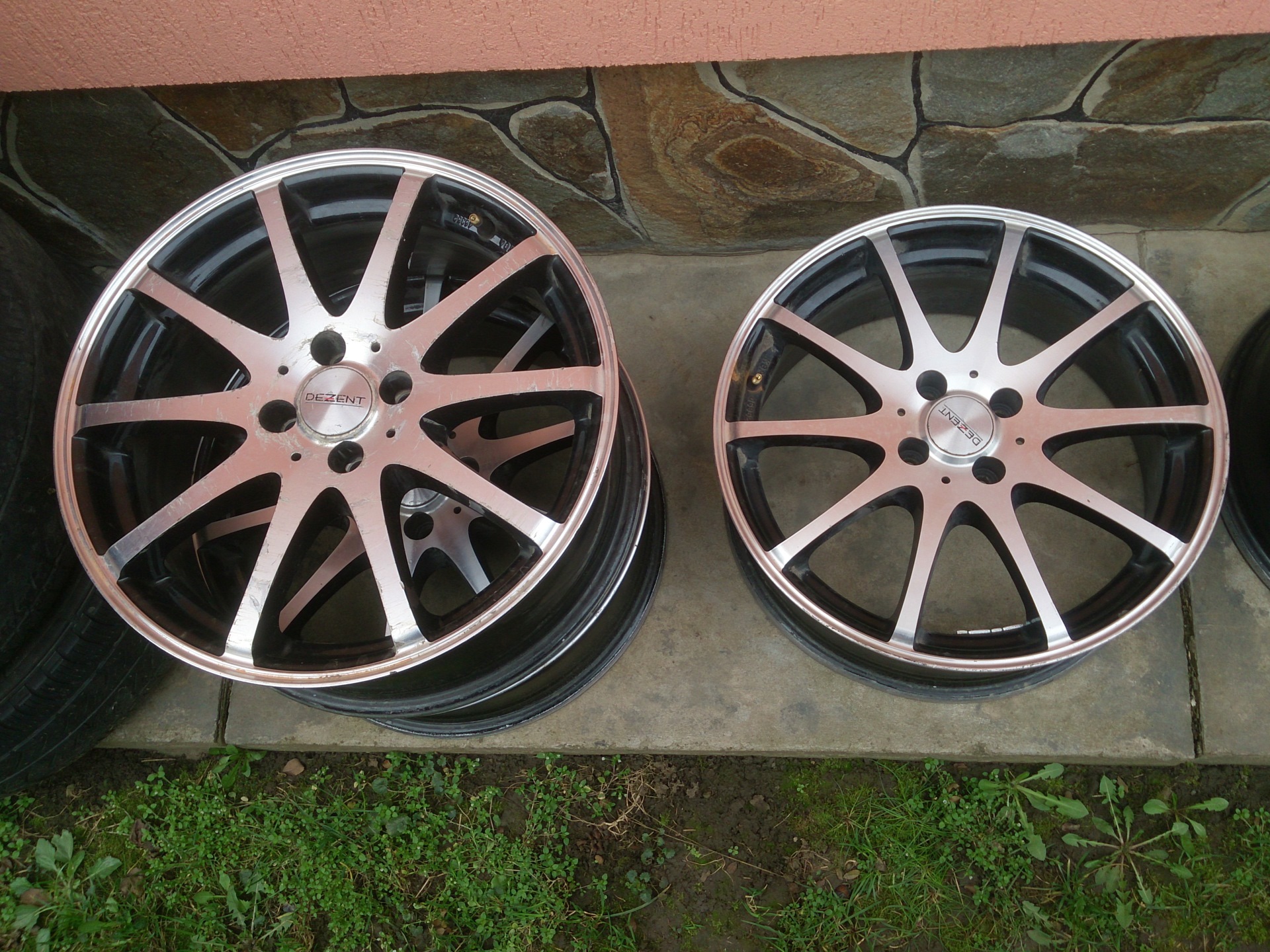Диски 4х100 r17. Диски Dezent ti r16. Диски Dezent r17. Диски Audi 100 r16. Диски Ауди 17 4x100.