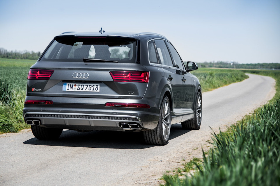 audi q7 biznesmena kruto