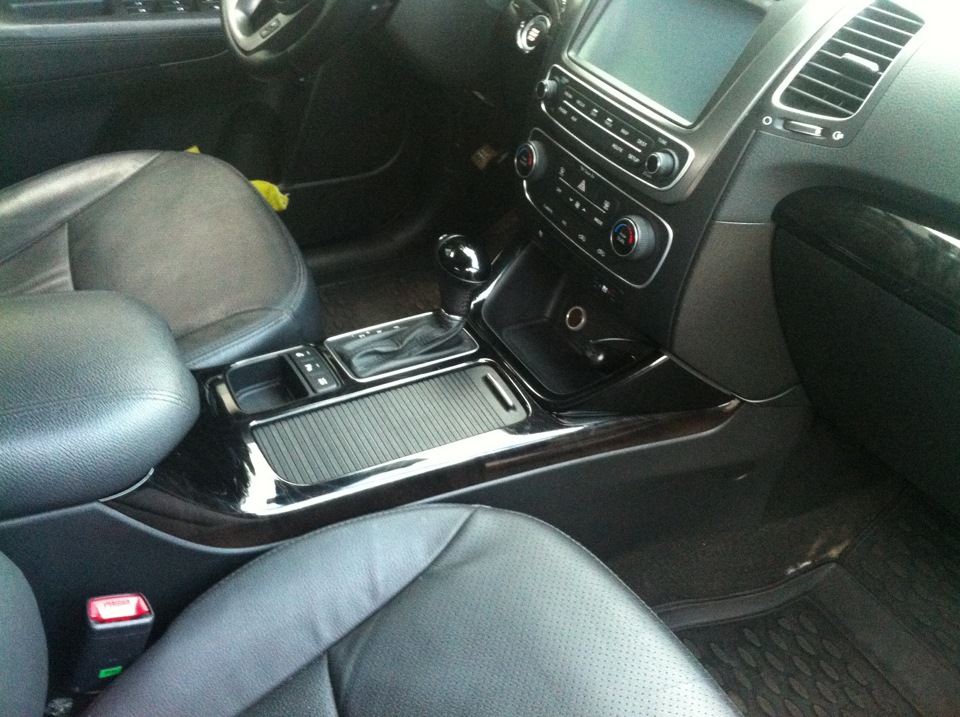 Фото в бортжурнале KIA Sorento (2G)