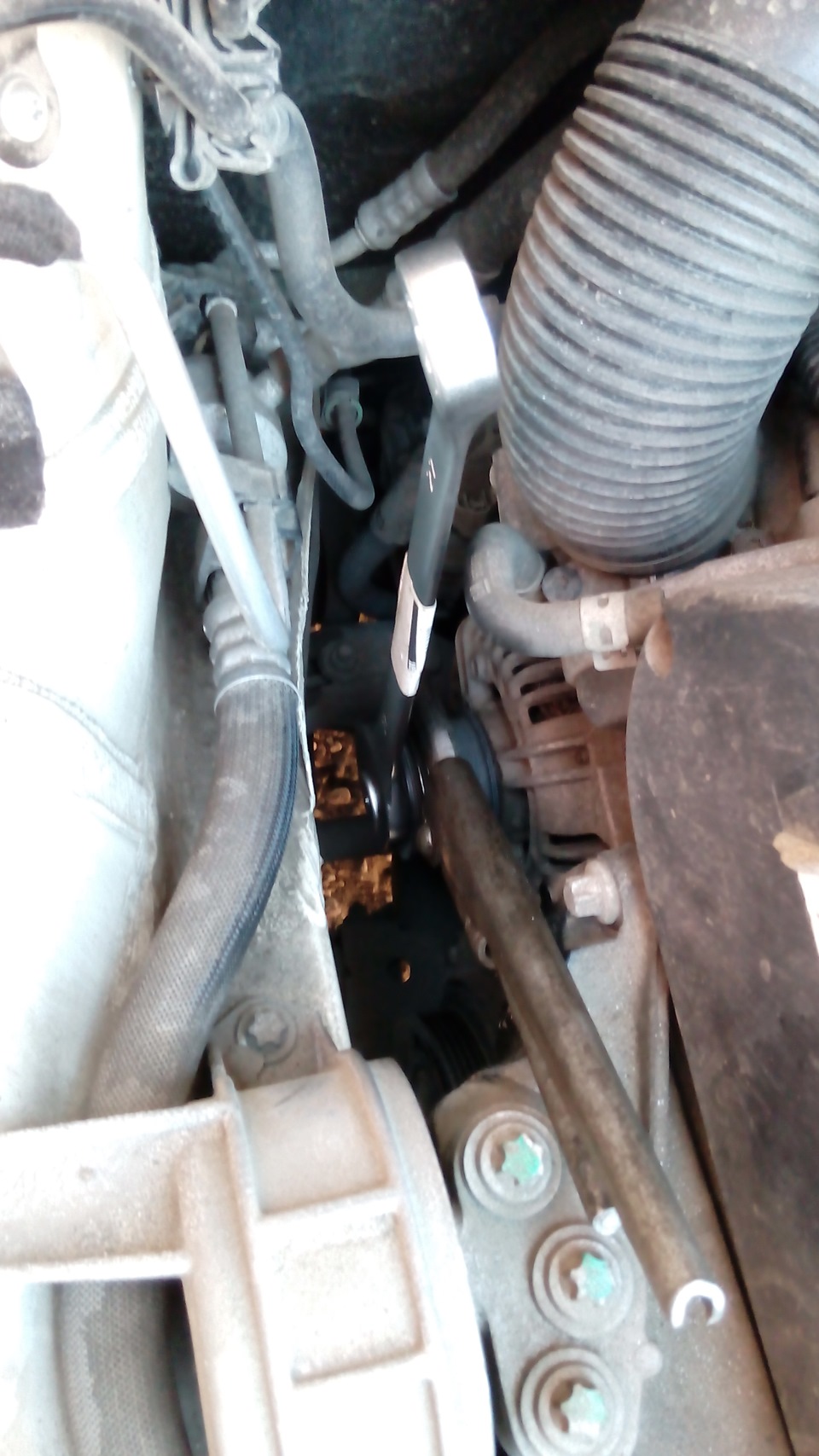 Момент демонтажа старого шкива — Opel Astra H