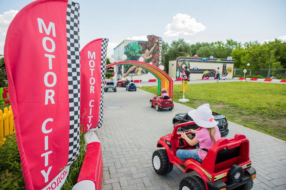 Фото в бортжурнале BMW 7 series (E23)