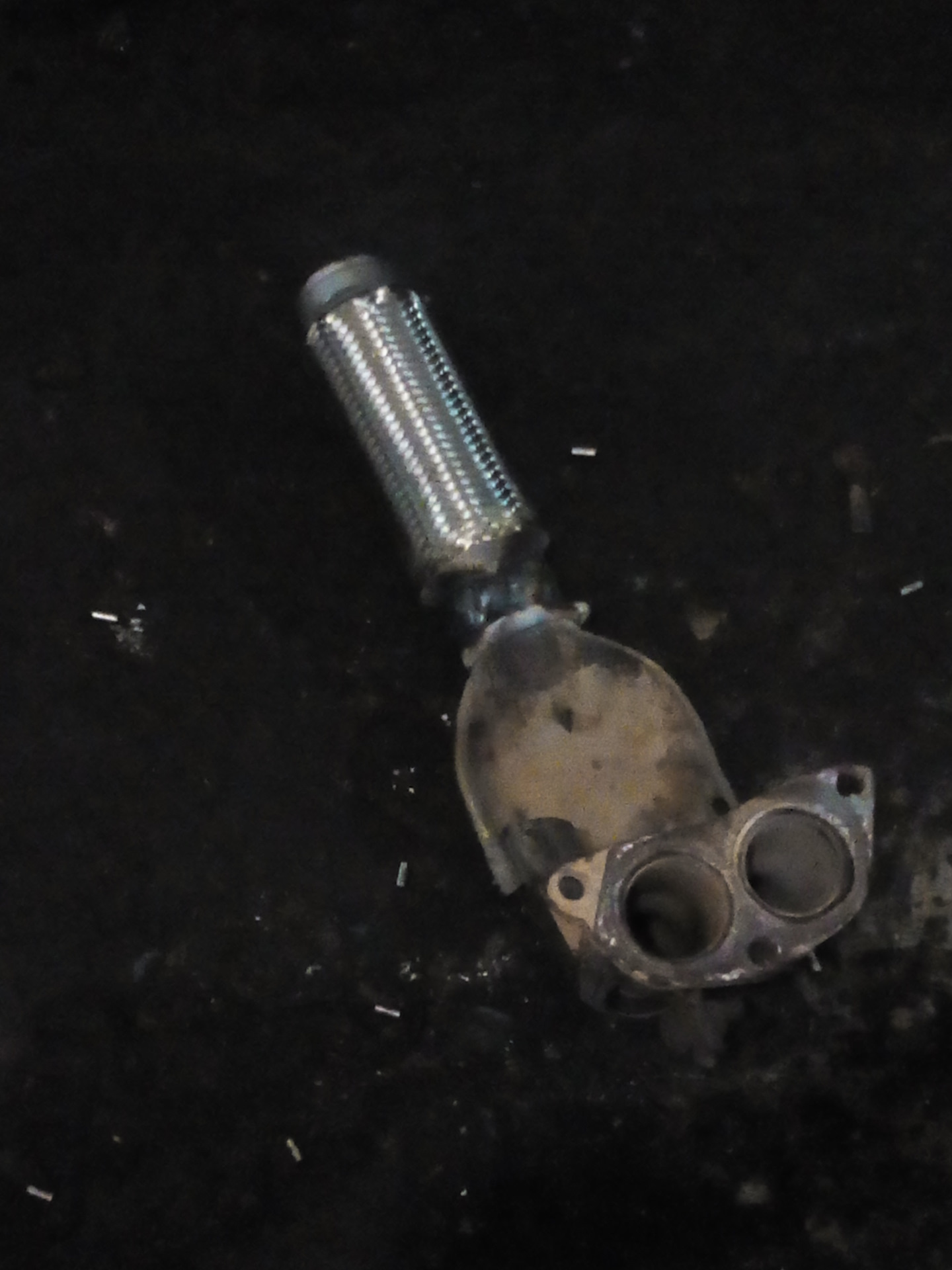 Замена гофры выхлопной системы — Hyundai Lantra II, 1,8 л, 1996 года ...