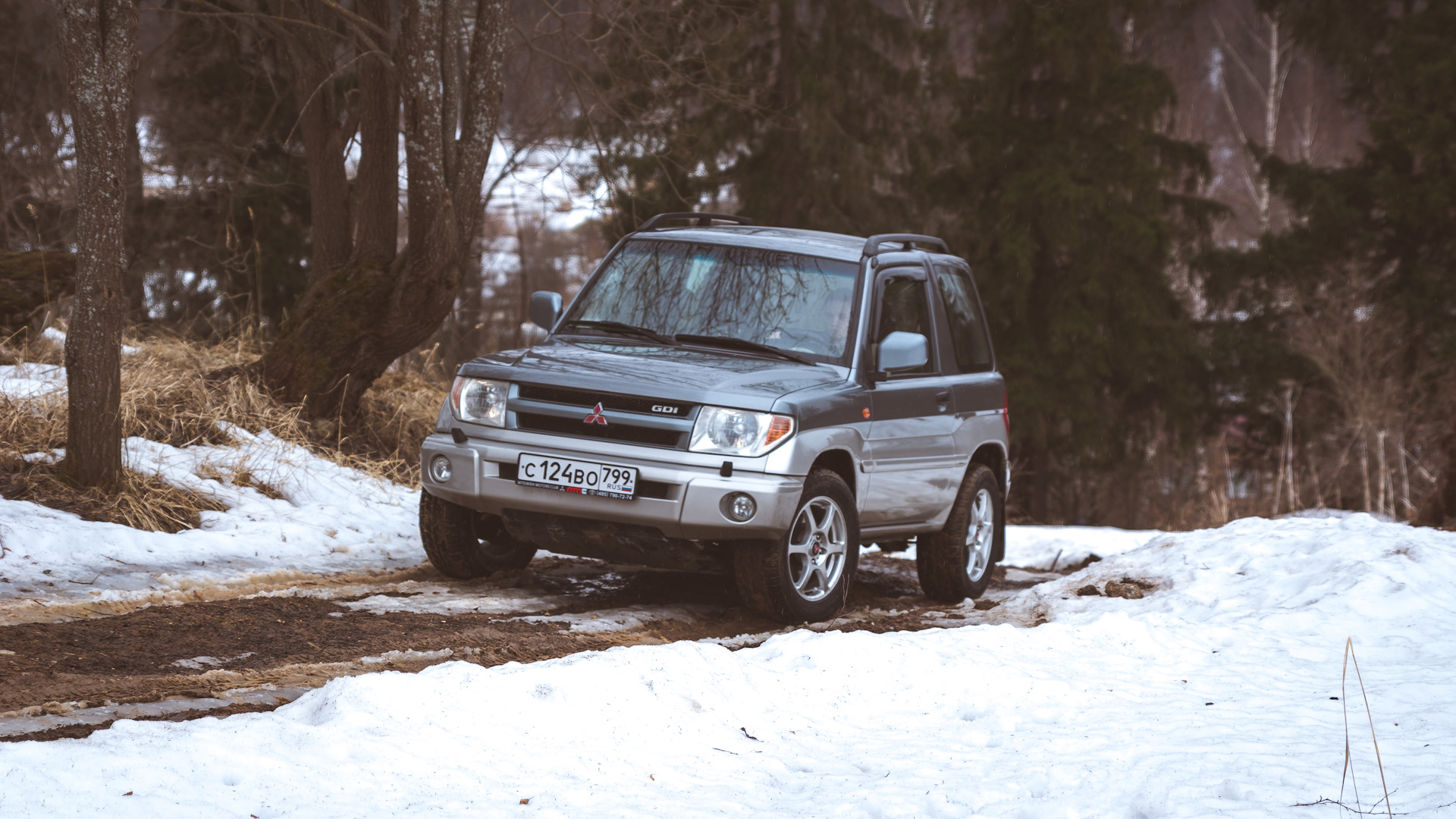 Митсубиси паджеро пинин отзывы. Pajero Pinin. Mitsubishi Pinin. Проходимость Мицубиси Паджеро Пинин. Мицубиси Паджеро Пинин апгрейд.