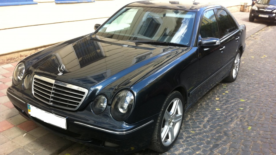 Результат пошуку зображень за запитом "MERCEDES-BENZ Е-320"