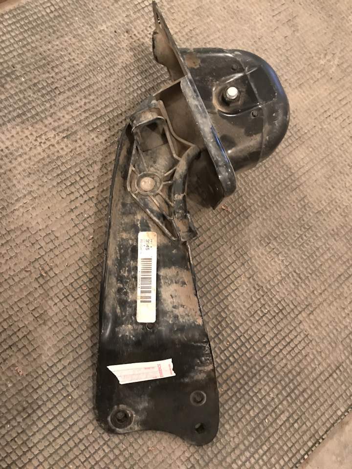 Рычаг задний продольный правый Джета6/Тигуан на Volkswagen Jetta VI ...