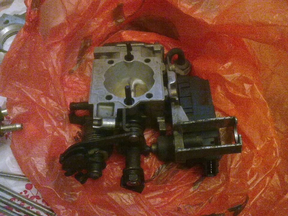 регулировка потенциометра и РХХ — Audi 80 (B4), 2 л, 1995 года ...