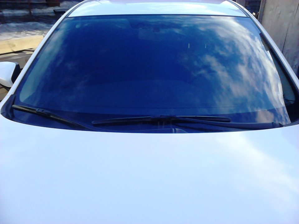Тонирование лобового стекла — Mazda 6 (3G), 2 л., 2014 года