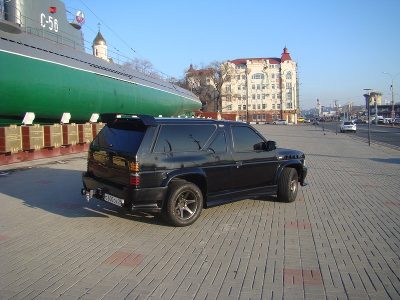 Сил 700. Nissan Terrano stance. Ниссан Террано стэнс. Terrano stance.