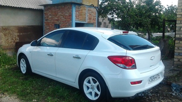 Chevrolet Cruze С…СЌС‚С‡Р±РµРє Р±РµР»С‹Р№ 2013