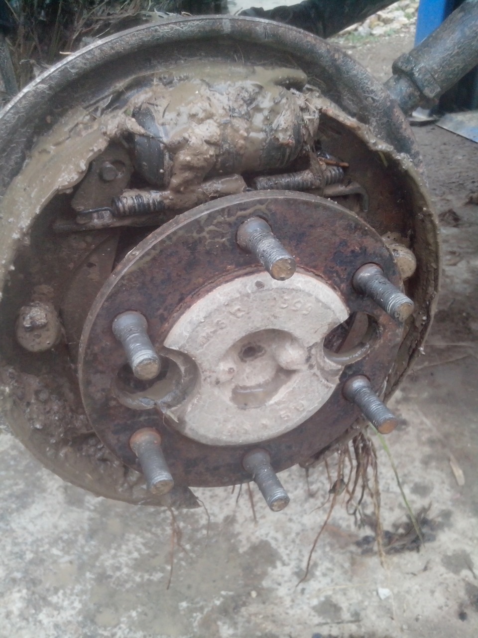 снимаем барабан — SsangYong Korando (2G)