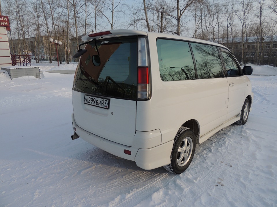 Toyota town ace noah аналог с левым рулем