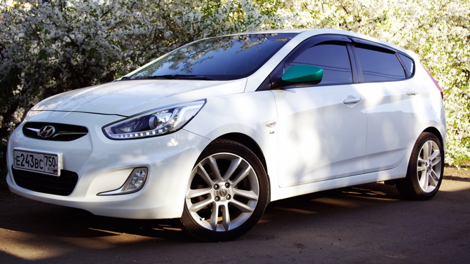 Как угоняют рио/солярисы. Познавательно — Hyundai Solaris Hatchback, 1 ...