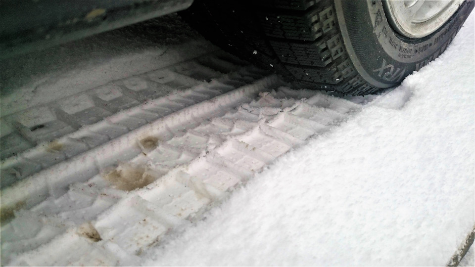 Фото в бортжурнале Toyota Corolla Fielder (E130)